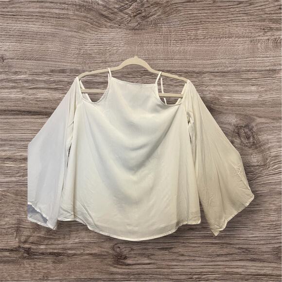 Blaque Label Cold Shoulder Top *NWT w/flaw* Off-White High Neck Trumpet Sleeve - Picture 1 of 11